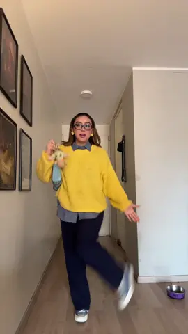 ootd: 💛🌻🐝🌼🍯🧸 #outfitoftheday 