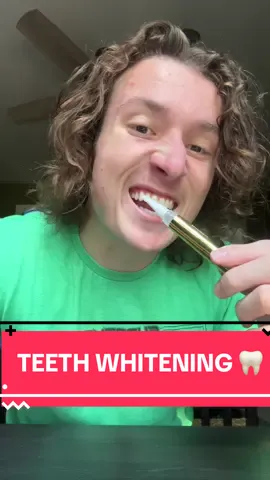 Buy here ⬆️ #auraglow #teethwhitening #whiteningpen #sensitiveteeth 