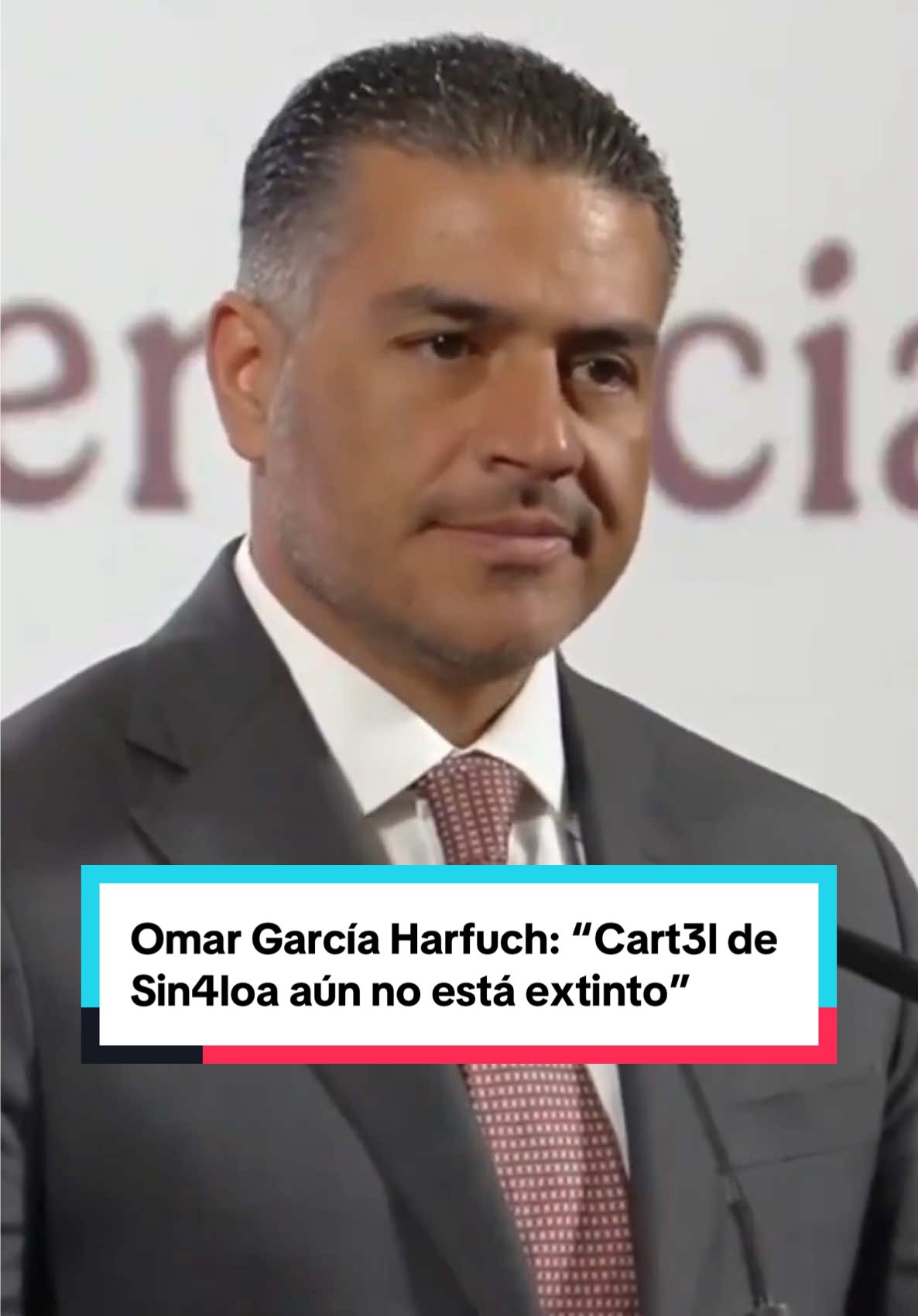 🚨 @Omar García Harfuch: 👉 “Están mermadas varias facciones, pero no podemos dar por extinto al cartel”. 📌 El titular advirtió que aún faltan detenciones importantes. #omargarciaharfuch #PoliticaMexicana #Harfuch 