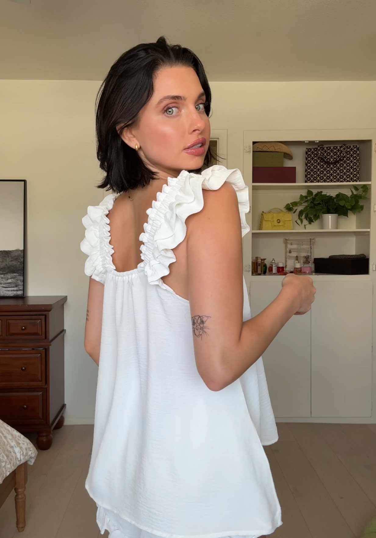 May have already ordered in more colors 🤭 #tiktokshopcreatorpicks #womenspajamas #pajamaset #twopieceset #pjset 