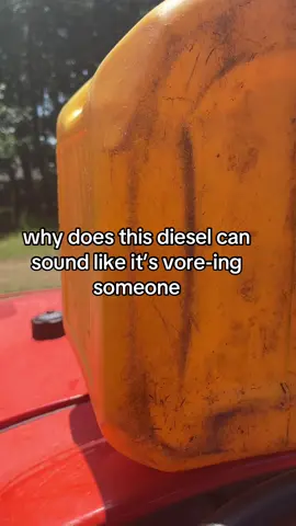 and don’t ask why i know what that sounds like #diesel #tractor #furry 