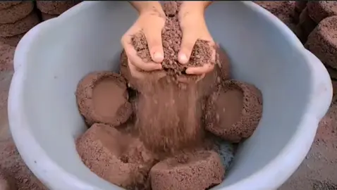 red dirt crumbling 😍#asmr #crumbling #asmrsounds #relaxingvideos 