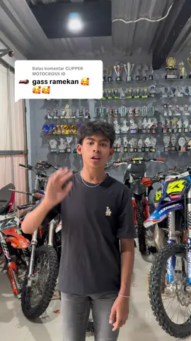Membalas @CLIPPER MOTOCROSS ID @atharalghifari23 hadir pada KEJUARAAN GRASSTRACK & MOTOCROSS 🏁 SABTU - MINGGU 6-7 SEPTEMBER 2025 Bertempat di SIRKUIT JALAN PIPA AIR BERSIH, SIMPANG SATLANTAS POLRES BENGKALIS (DURI) BELAKANG HOTEL SURYA DURI 🔥