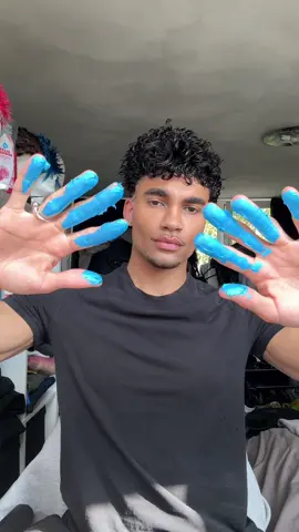 @dylanswigcloset got some blue going on 🙂‍↔️ #curlywig #haircolor #hairdye #wigtok ad