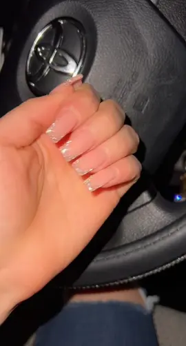 Throwback to some cute simple fall nails ✨ #reflectivenails #nailtiktok #acrylicnails #fallnails #sparklenails 