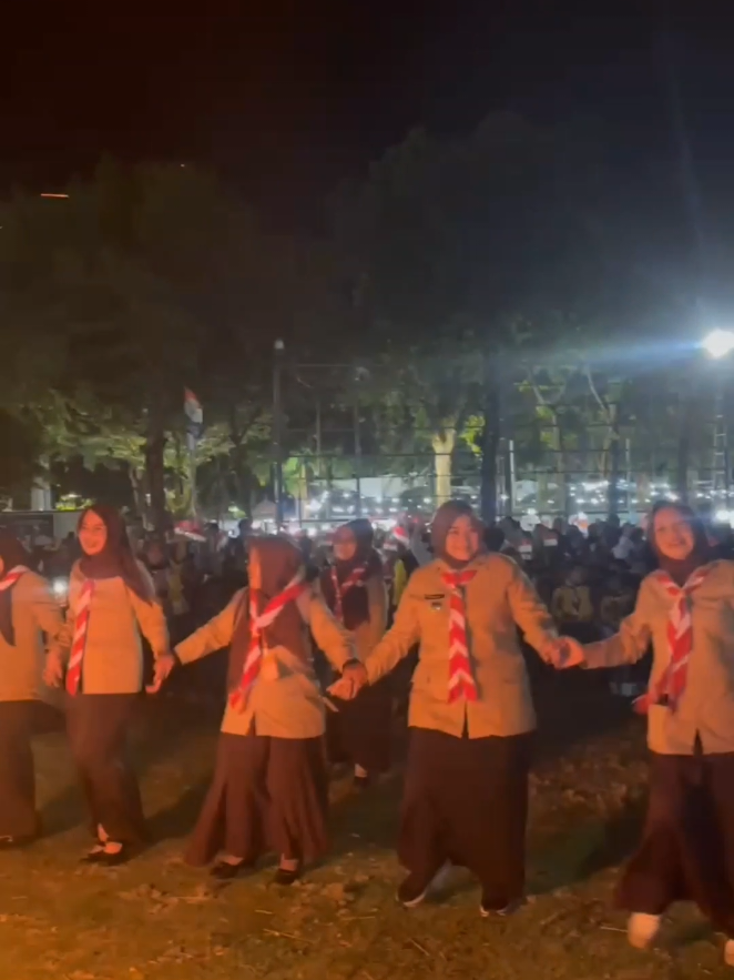 Hallooo guysss kenalin nihh adikss adiksss pramuka prasiaga siap ikut kegiatan pramuka dengan semangattt!!!🥳🥳❤️ #pramuka #prasiaga #situbondo #naikkelas 