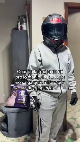 Por fiiiin 😱 #motorcycletiktok #amigo #humor #toxica #viral 