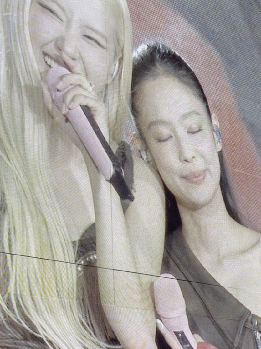seoul city. || eskiden daha güzel videolar yapıyordum sanki 😕 birde tiktok videolarımın kalitesini dusuruyor 🧍🏼‍♀️ - cr::dearyunnie #jennie #rose #chaennie #fypage #🏳️‍🌈 @JENNIE @ROSÉ 