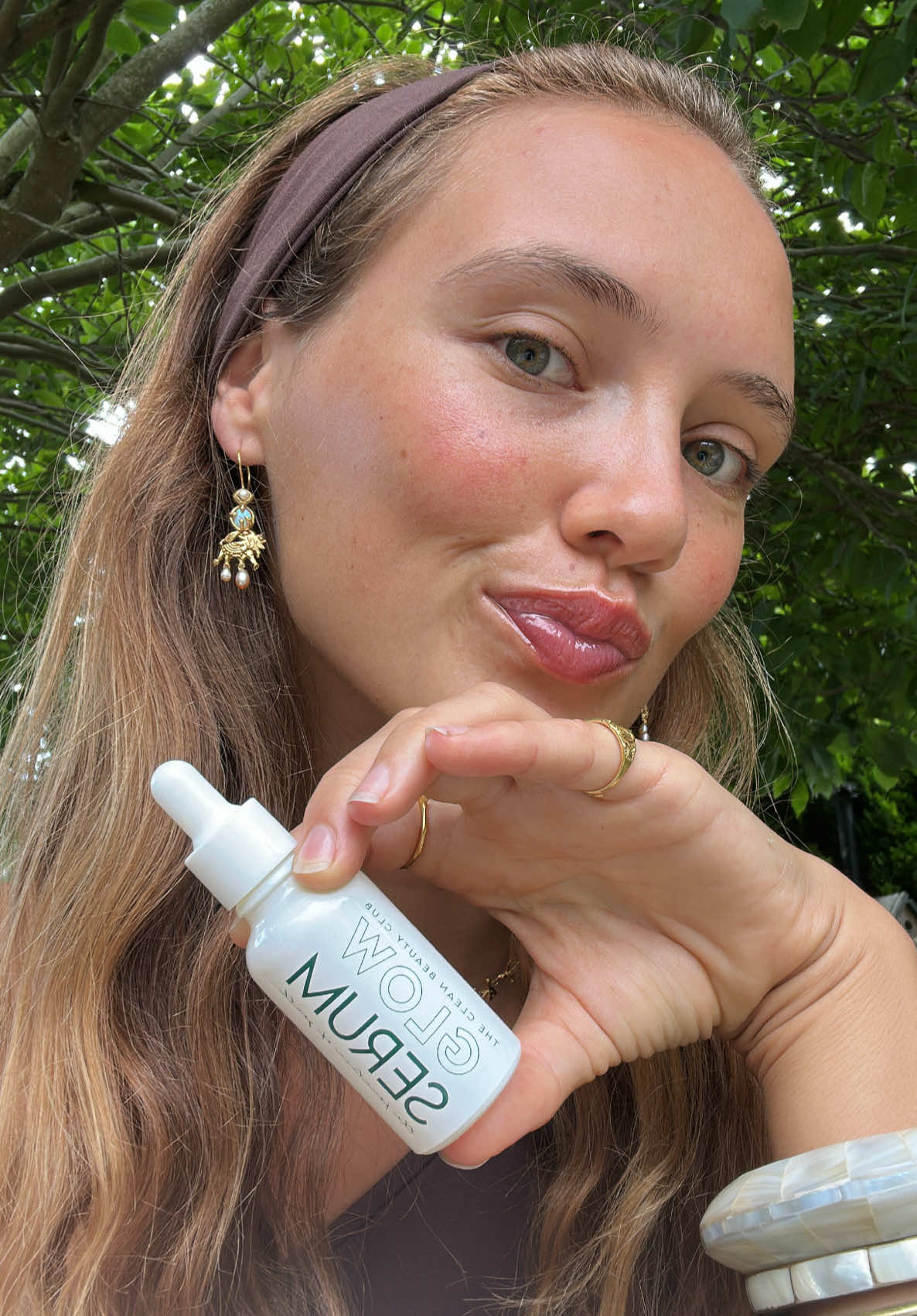make my skin ✨ glow ✨ with me 💫🌼💛🌞🤭 @thecleanbeautyclub  10% off with the link in my bio!!!  #Skincare #NaturalSkincare #beauty #NaturalBeauty #NoMakeUp 