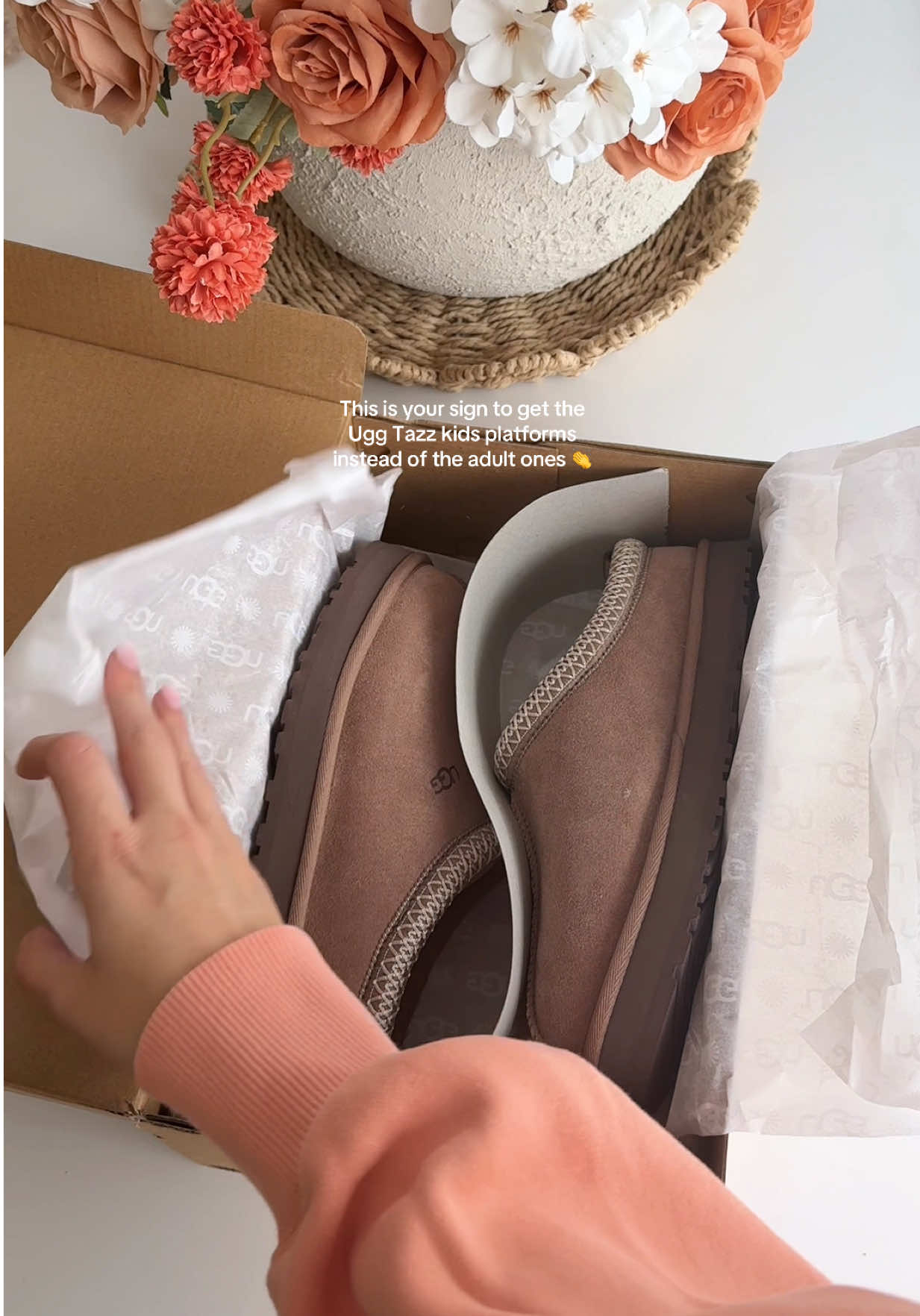 🍁🤎🧸  #ugg #uggseason #uggslippers #uggtazz #uggtazzplatform 