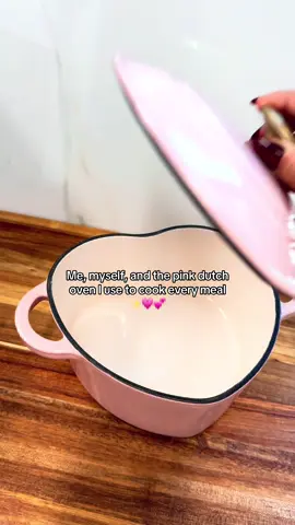 It’s me and my dutch oven against the world 💅✨ #parishilton #pink #dutchoven #cookware #pan 