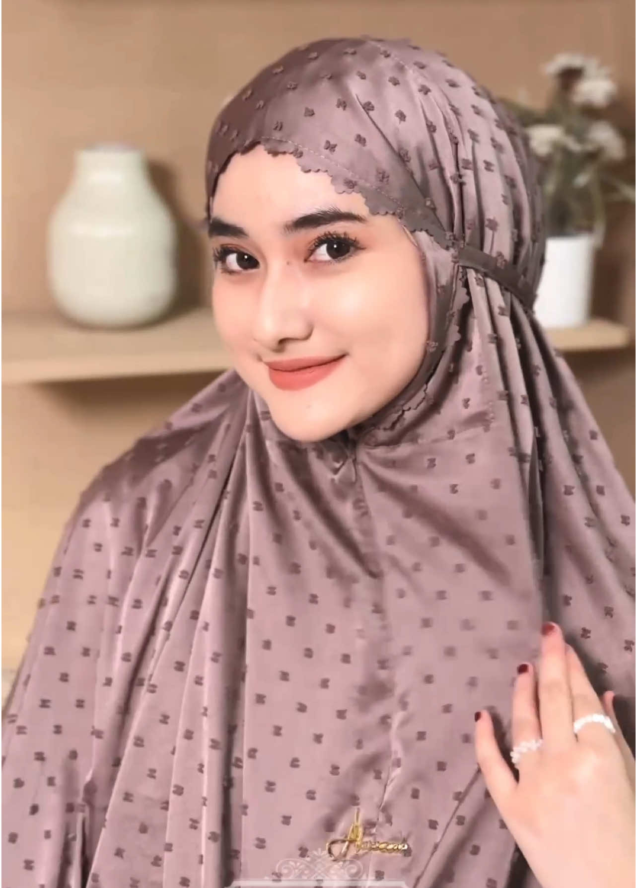 LORA Series by ALMECCA 🎀 #mukena #mukenadewasa #mukenaanak #mukenapremium  #mukenatravel 
