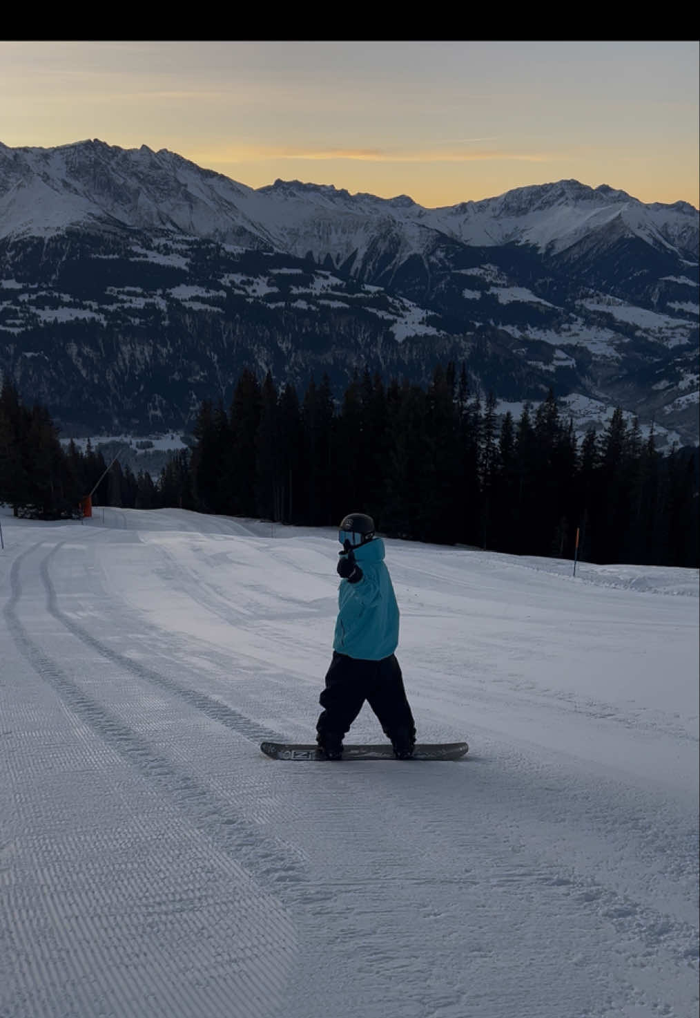 Tag bro🫵🏽 #fyp #snowboarding 
