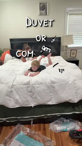 Which do you prefer? I’ve never done a duvet butttttt I love the look🫣 #fyp #sahm #duvet #foryou 