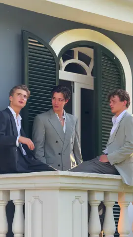 ig- jamesleesosa @Jamie Putnam @elliot 