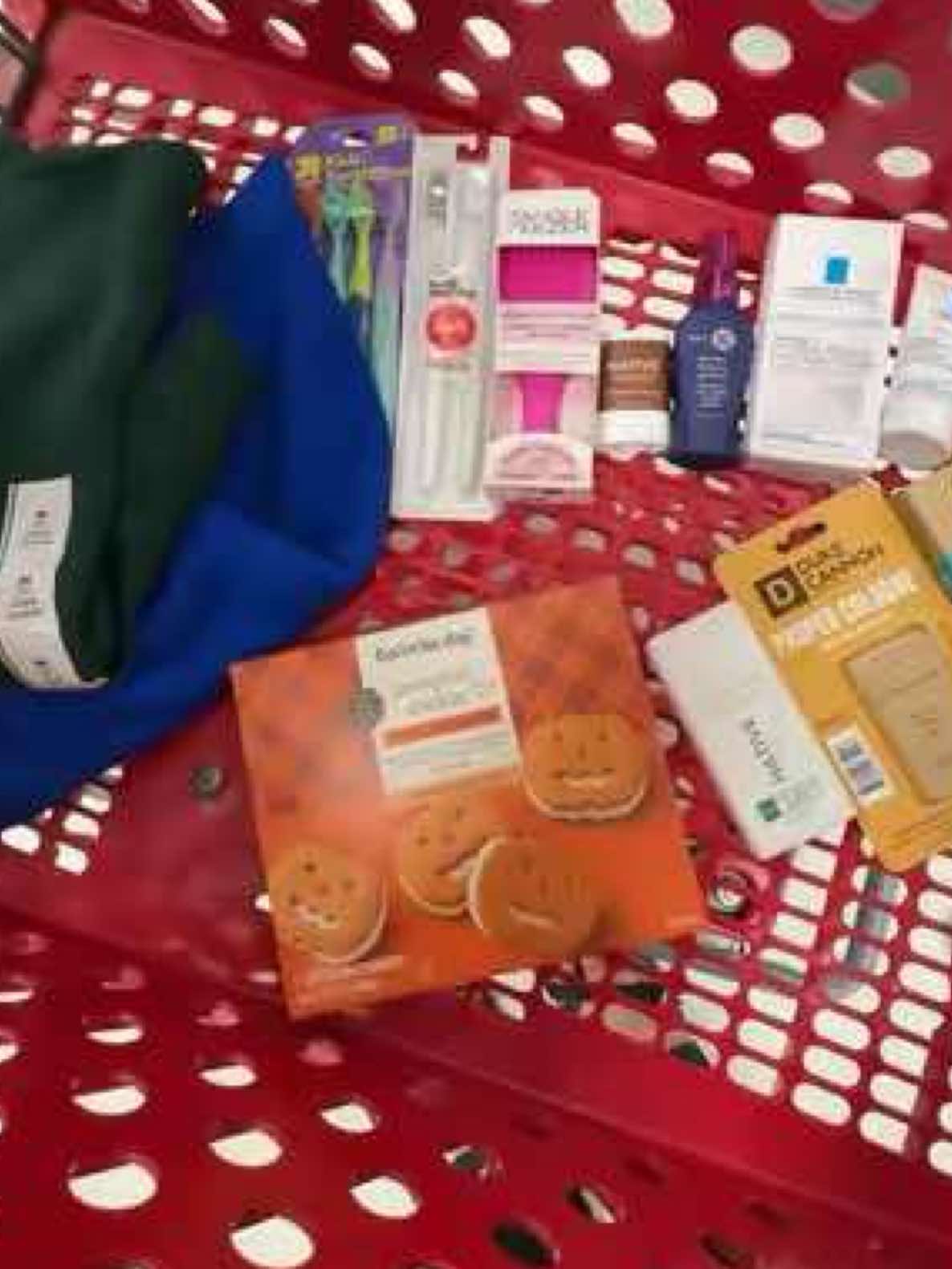 pre-travel necessities💁🏻‍♀️✈️ #bloompartner #target #targethaul #targetshopping #shopwithme @Bloom Nutrition 