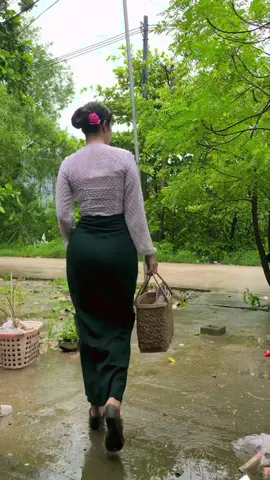 အမေလာြကိုတာ နောက်ကျလို့ ရုပ်ကဆူပုပ်#အားပေးသူတိုင်းကိုကျေးဇူးတင်ပါတယ်😘😘😘 #နိူင်ငံ့သားကောင်းရတနာများးး #ကားဆရာညီကိုများအားလုံးဘေးရန်ကင်းပါစေ #ကားချစ်သူများ🇲🇲🇲🇲🇲🇲 