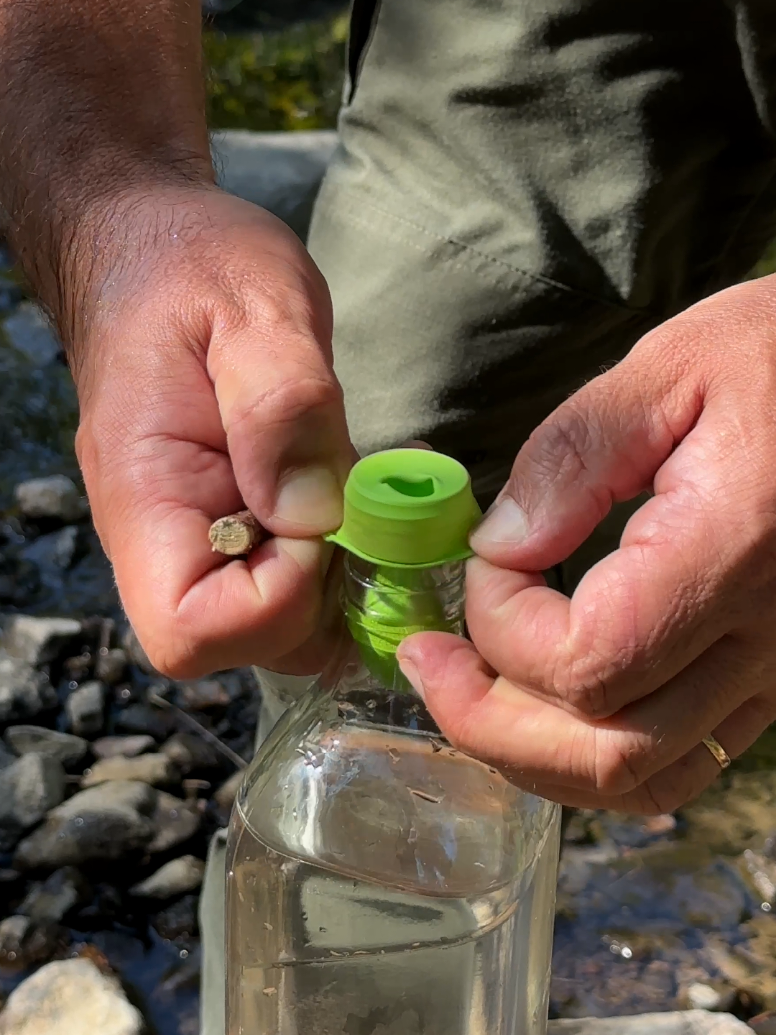 Insane Bottle Idea That Actually Works. #camping #Outdoors #lifehacks #survival #skills 
