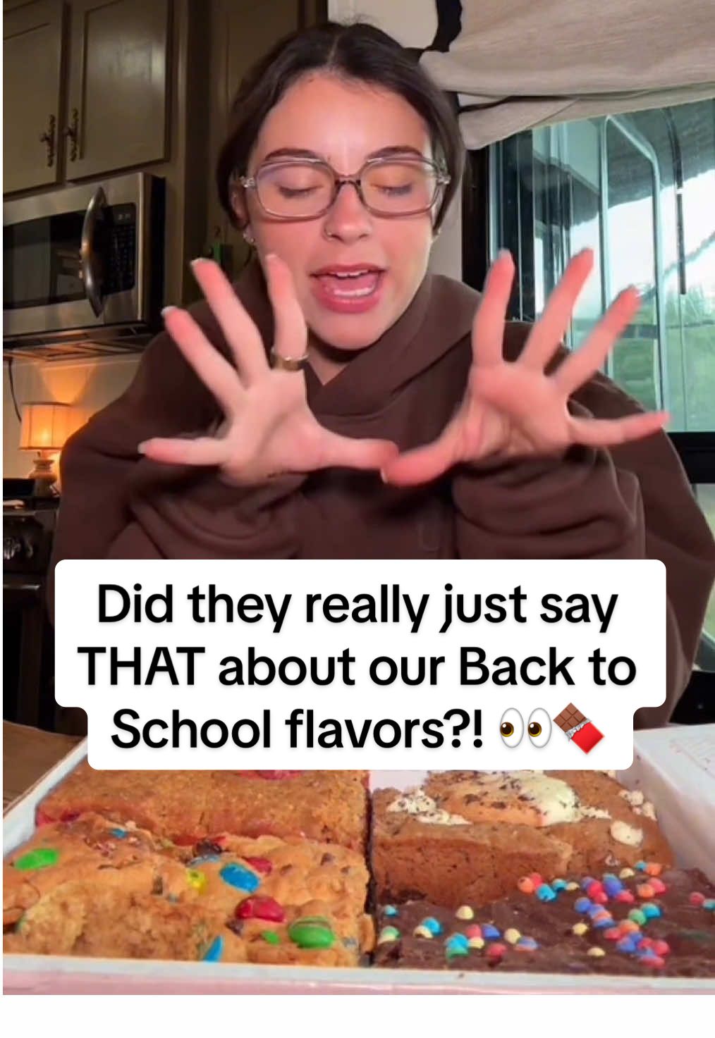 Did they really just say THAT about our Back to School flavors?! 👀🍫 #buckeyebrownies #brownies #blondies #SmallBusiness #ohiofood #ecommerce #akron 