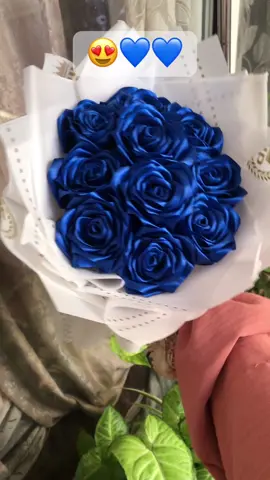 💐💐💙💙#fyp #الشعب_الصيني_ماله_حل😂😂 #bouquet #fleur #creatorsearchinsight 