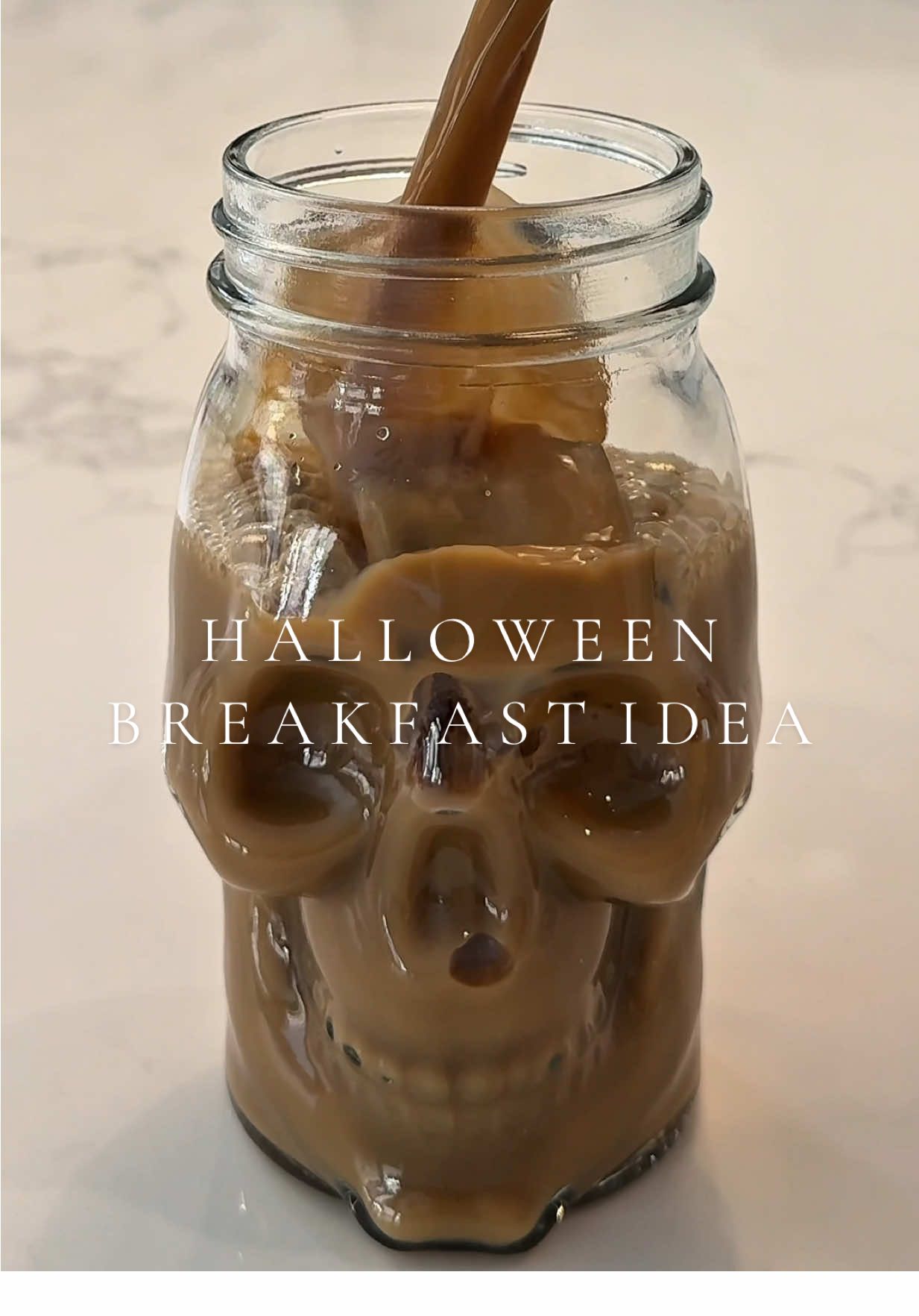 Spooky, scary, skeleton - halloween breakfast recipe 🖤🎃☕️💀 #asmr #recipes #halloween #pumpkinseason #spookyseason 