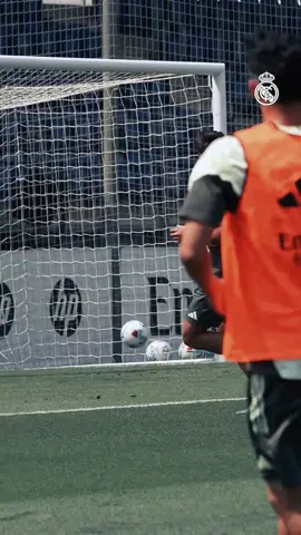 Real Madrid telah menyelesaikan sesi latihan di valdebebas hari ini persiapan Jornada 3 Laliga melawan Mallaroca di bernabeu #fyp #madrid #foryou #foryoupage #xyzbca 