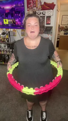 She the hoop girl !!! She THE HOOP GIRL !!! @Infinity Hoop #bodypositivity #wellnessjourney #movement #moveyourbody #update 
