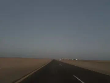 واليوم اشوفه لأجل غيري رماني نسى عيون اللي تعذب بدنياه والله مدري والمصيبه حداني قلب يحبه عزم اليوم فرقاه #اكسبلورexplore 