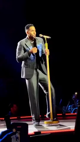 ###romeosantostelefono