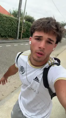 Vas y trop compliqué de chanter du thaï frr 