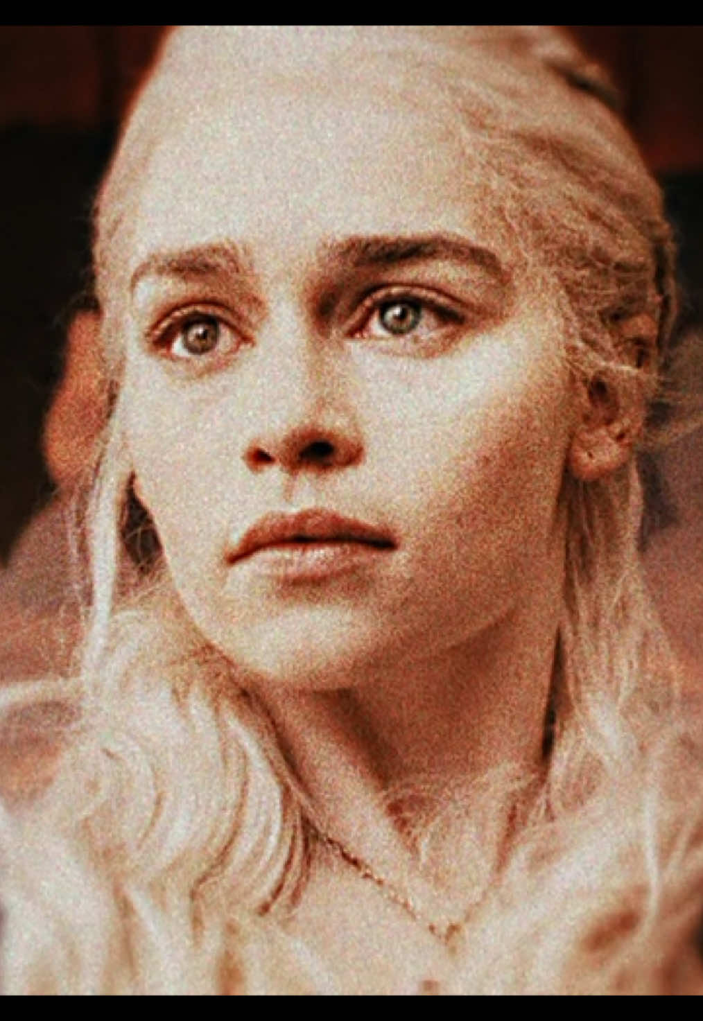 she wasn’t just their liberator, she was their mother. cc by moonzyaep/presets and scp: bbls #daenerystargaryen #daenerystargaryenedit #gameofthrones #gameofthronesedit #fyp 