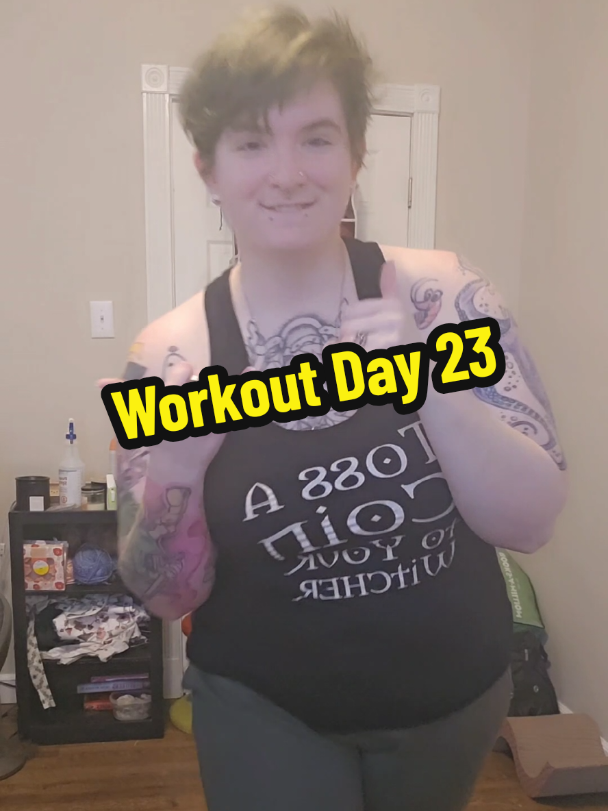 my feet hurt super bad today. I think i need new shoes but that just has to wait! thanks for the support friends! #workout #workingout #exercising #selfaccountability #exercise 