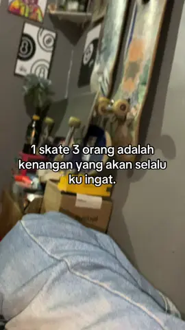 hm😢#skate #moment #vibesskate⛸️✨🥺 