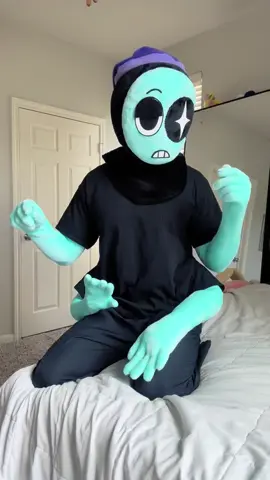 Wanted to show off my cosplays 4 arms some more, this time with a shirt to match :) #dandysworld #astrocosplay 