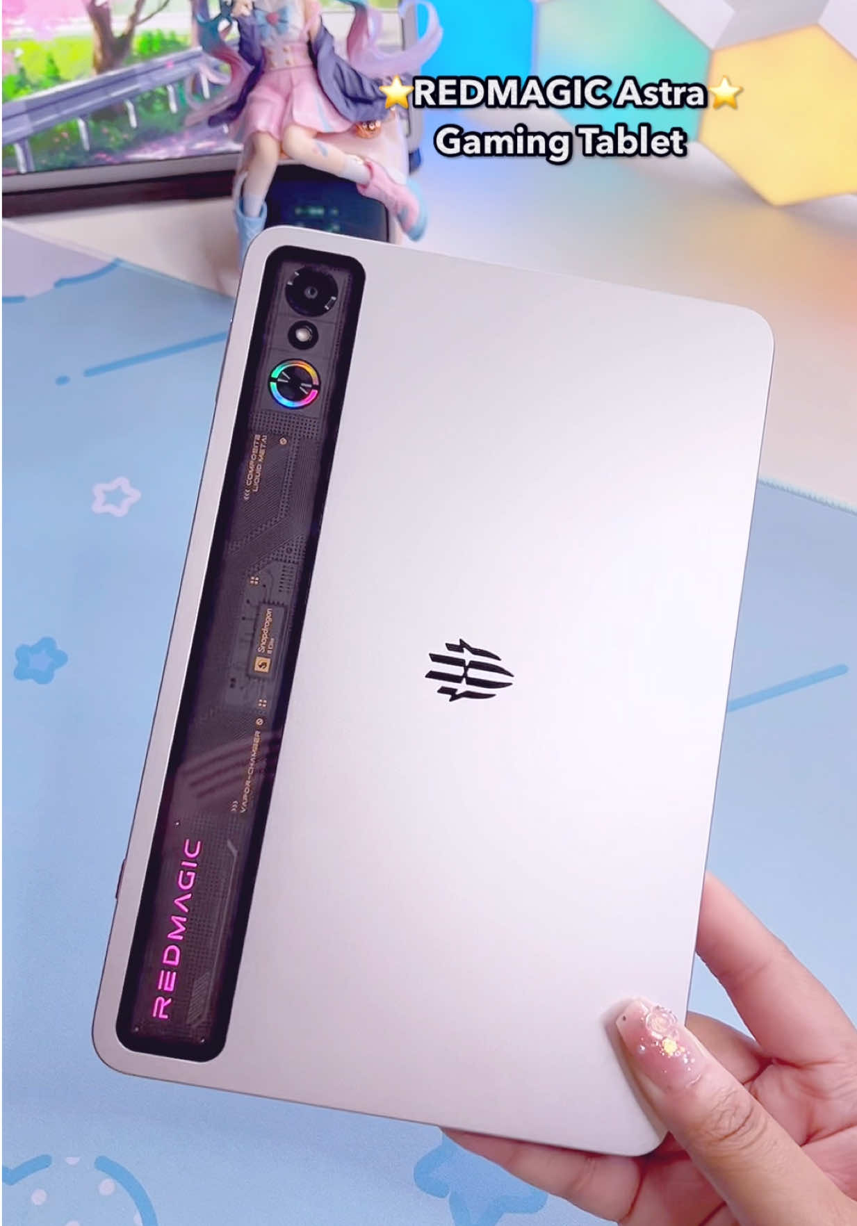REDMAGIC Astra gaming tablet! @REDMAGIC 💖 Don’t let the size of this tablet fool you! It is sooo good. Split screening games was a breeze. Up to 1TB of Storage and 24GB of ram! Featuring the Snapdragon 8 Elite!!  #REDMAGIC #AndroidTablet #REDMAGICAstra  #GamingTablet #REDMAGICTablet 