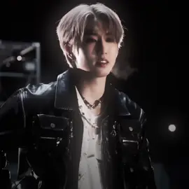 #HANJISUNG  Holy moly🙏🏻 Scp@𝐣𝐚𝐝𝐞  Ib@fang⁸ 🐾  #hanjisungedit #straykids #straykidsedit #hanjisungstraykids  @livia ⊹ ࣪ ˖ @I.N’s left eardrum @♪‧˚ 