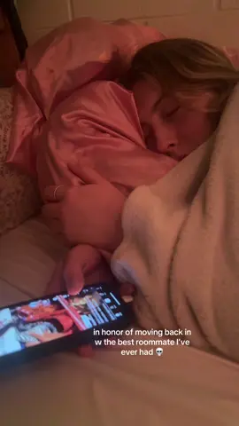 homegirl fell asleep with her phone on EVERY NIGHT @kate #roommates #ipadkid 