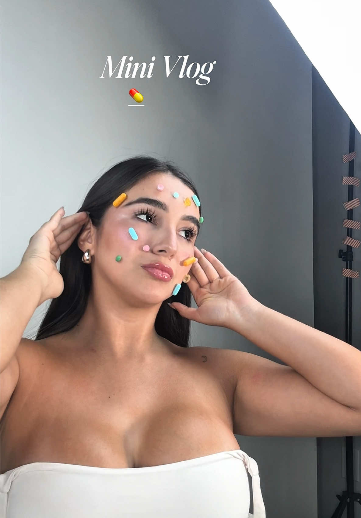 Mini vloggg✨🧴💊📸 mi cara está bien jajaj se me quitó con bastante aloe vera🌿 #fyp #foryou #parati 
