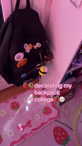 back 2 school yaaayy (still like 3 weeks from now…) #college #gurokawaii #cutecore🎀🦴🍮🐾 #creepycute #kawaiiaesthetic 