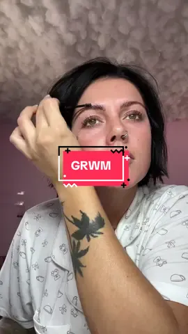 Get ready for the day with me!!!  #grwm 