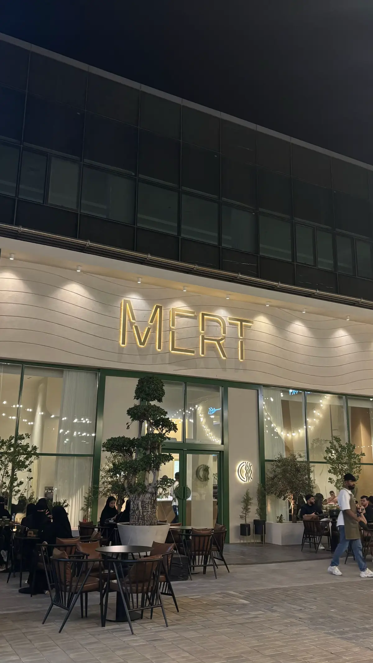 #الشعب_الصيني_ماله_حل😂😂 #اكسبلورexplore #ينبع_المزه #foryoupage❤️❤️ #mert.cafe