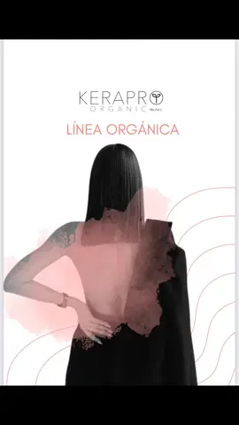¿Sabes qué es lo que más amo de mi trabajo? Ver cómo cada cabello cuenta una historia. 💇‍♀️ Hoy llegó mi clienta con el cabello opaco, con frizz y sin vida. Me dijo: 