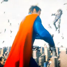 QUAL É O SEU FAVORITO?👀 . . . #superman #henrycavill #davidcorenswet 