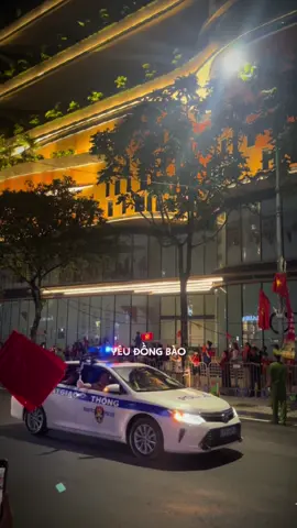 Ý là khối này bị yêu ấy ạ 🫶🥰🫶 #a80 #csgt #dieubinh #duyetbinh #vietnamtoiyeu 