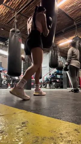 #boxeofemenino #entretenimiento #Fitness #buenastardes #exitopersonal 