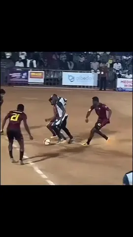 Football skills #football #footballskills #skills #foryou #footballtiktok 