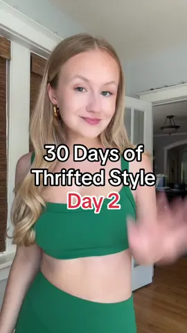 Day 2 🌹 #thriftedfinds #thrifttok #thriftedfashion #fallfashion #ootdinspo 
