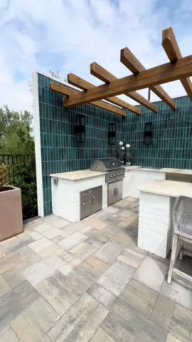 dream entertaining area ✨ #backyardvibes #fyp #newconstruction #outdoor 