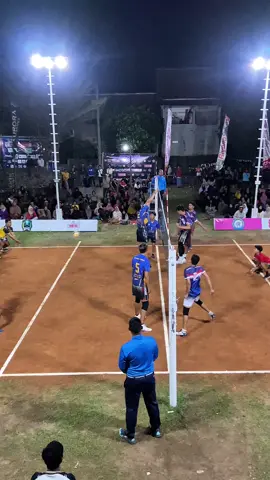 Kiringan 3 - 0 Belotan BON Kiringan : Agung, Gesta BON Belotan : Arik, Danu, David, Hepi #volitarkam #fyp #janabhakticup3 #magetan24jam #volleyball 