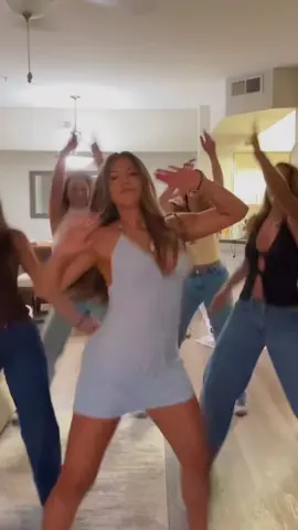 beautiful dancers  #bops #cutegirl #dancers #baddies